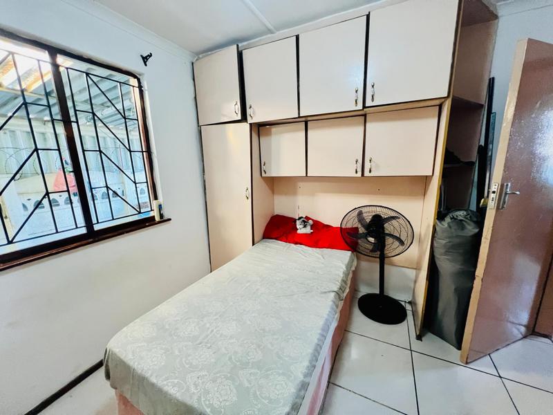 To Let 3 Bedroom Property for Rent in Newlands West KwaZulu-Natal