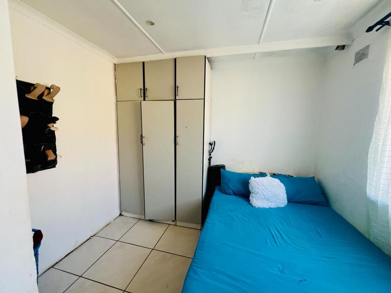 To Let 3 Bedroom Property for Rent in Newlands West KwaZulu-Natal