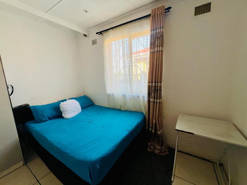 To Let 3 Bedroom Property for Rent in Newlands West KwaZulu-Natal