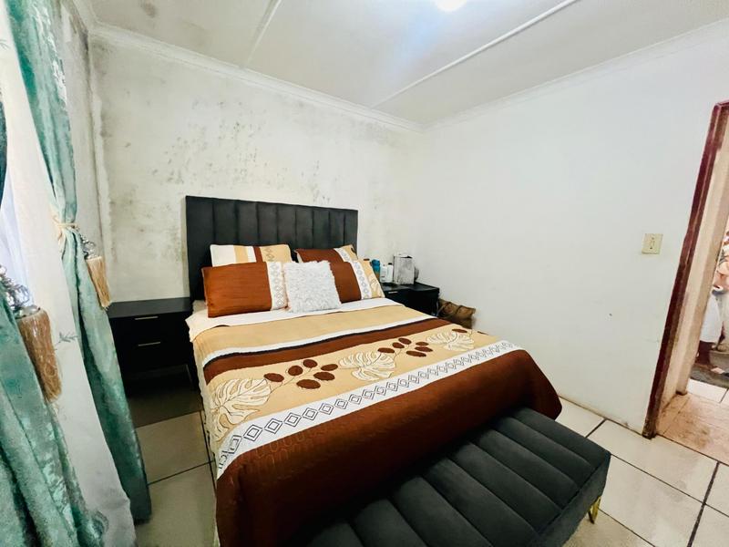 To Let 3 Bedroom Property for Rent in Newlands West KwaZulu-Natal