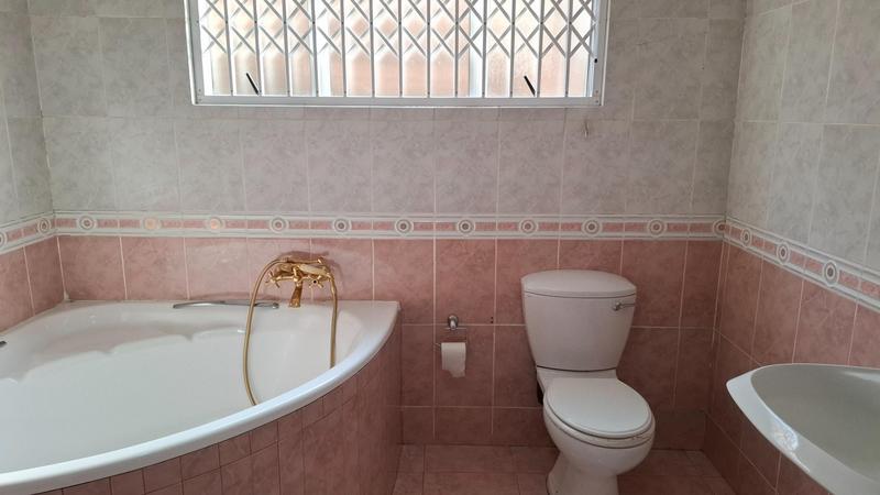 To Let 3 Bedroom Property for Rent in Morningside KwaZulu-Natal
