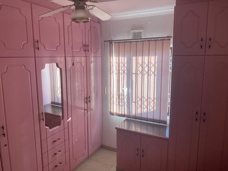 4 Bedroom Property for Sale in Centenary Park KwaZulu-Natal
