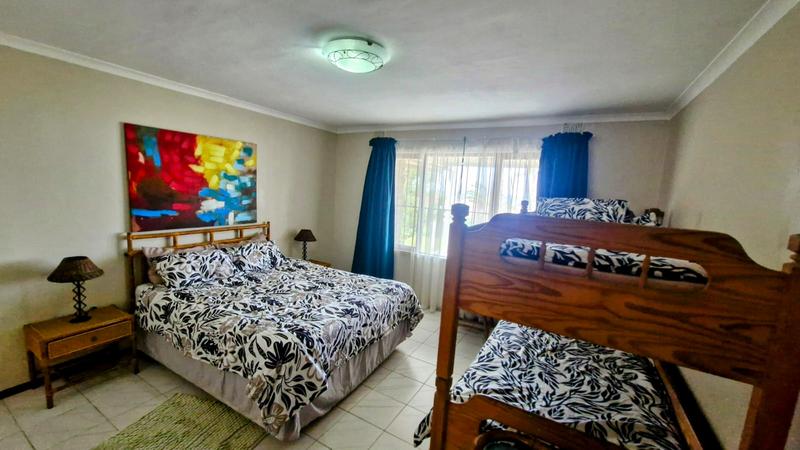 To Let 3 Bedroom Property for Rent in St Michaels On Sea KwaZulu-Natal