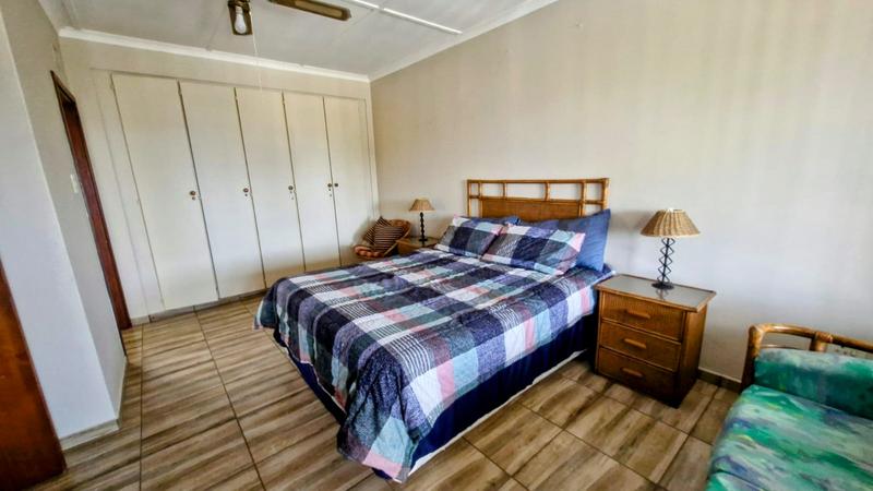 To Let 3 Bedroom Property for Rent in St Michaels On Sea KwaZulu-Natal