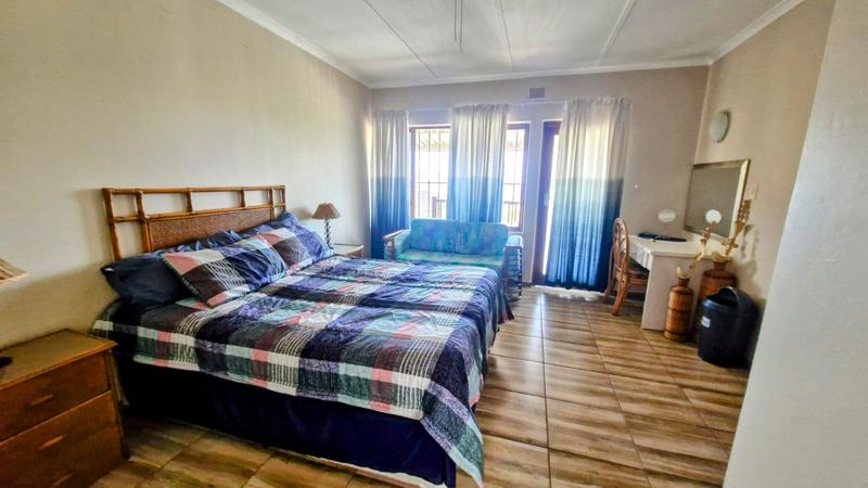 To Let 3 Bedroom Property for Rent in St Michaels On Sea KwaZulu-Natal