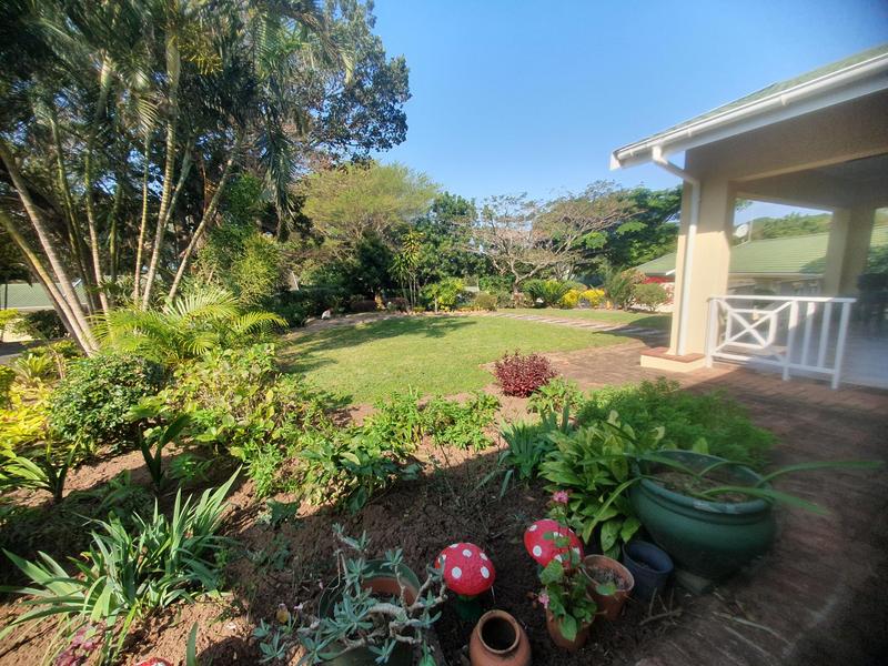 3 Bedroom Property for Sale in Umtentweni KwaZulu-Natal