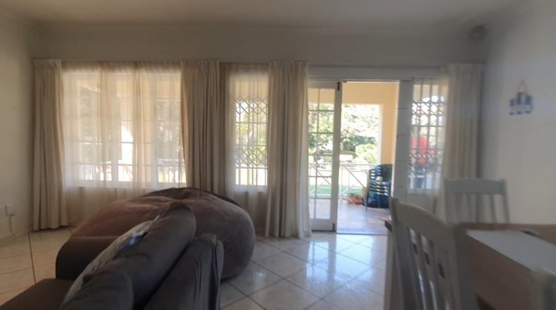3 Bedroom Property for Sale in Umtentweni KwaZulu-Natal