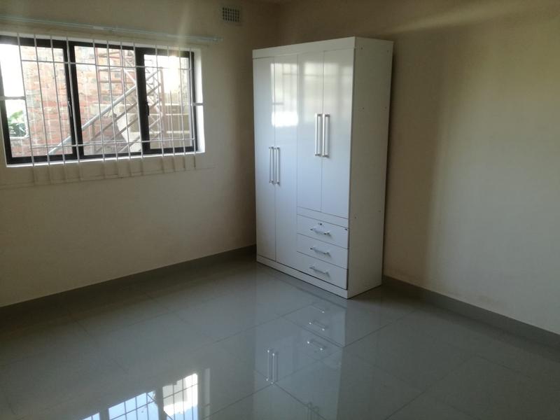 To Let 2 Bedroom Property for Rent in Clare Hills KwaZulu-Natal