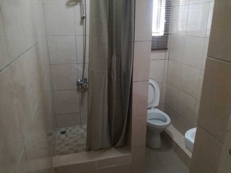 To Let 2 Bedroom Property for Rent in Clare Hills KwaZulu-Natal