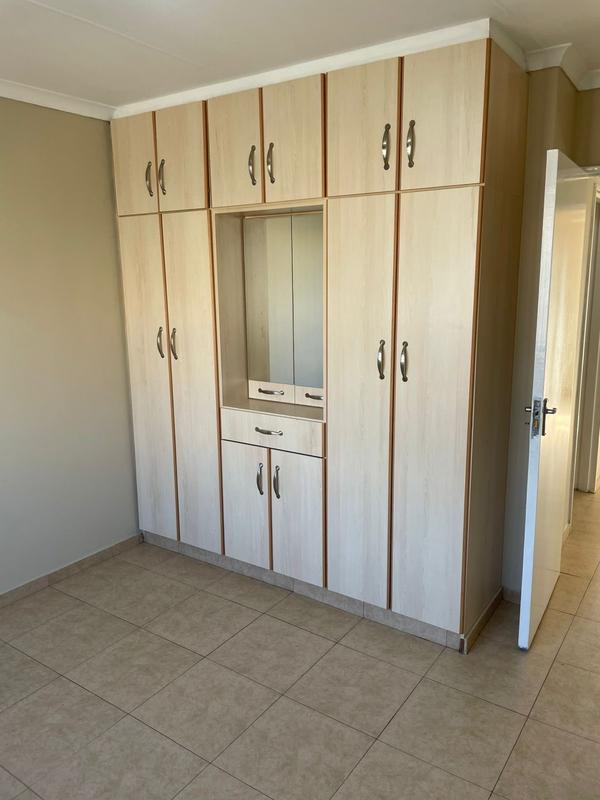 To Let 2 Bedroom Property for Rent in North Beach KwaZulu-Natal