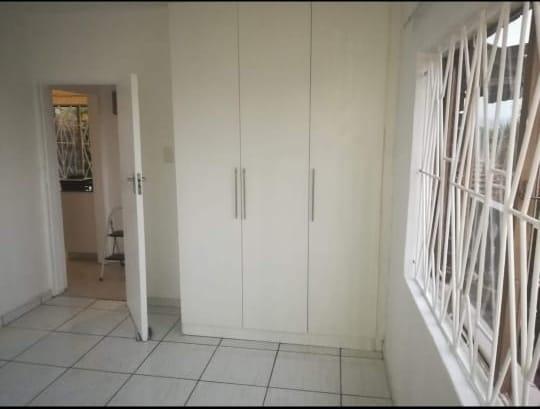 To Let 1 Bedroom Property for Rent in Reservoir Hills KwaZulu-Natal