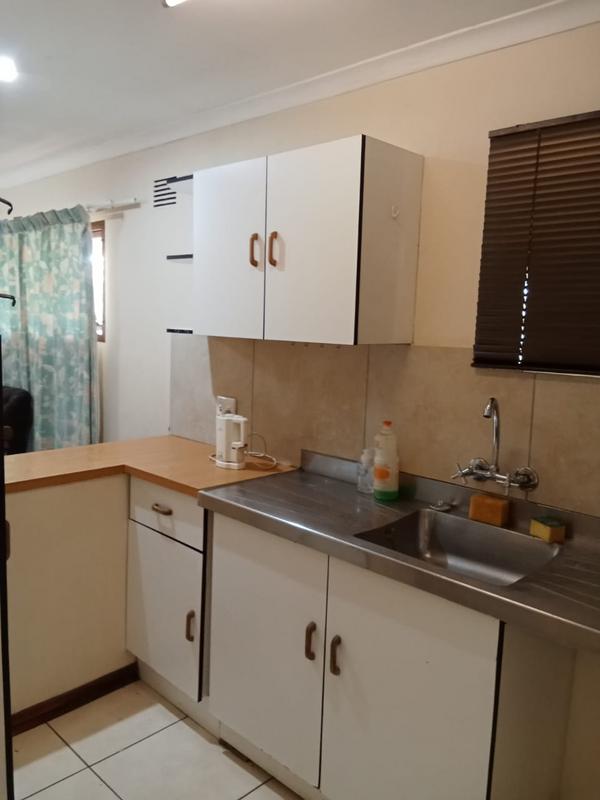 To Let 1 Bedroom Property for Rent in Westville KwaZulu-Natal