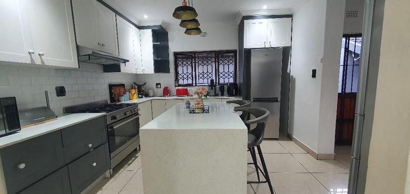 To Let 4 Bedroom Property for Rent in Empangeni Central KwaZulu-Natal