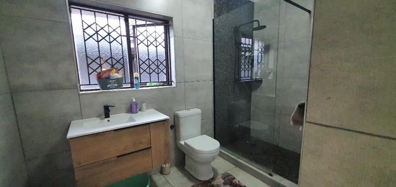 To Let 4 Bedroom Property for Rent in Empangeni Central KwaZulu-Natal