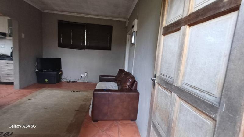 To Let 2 Bedroom Property for Rent in Mariannhill Park KwaZulu-Natal