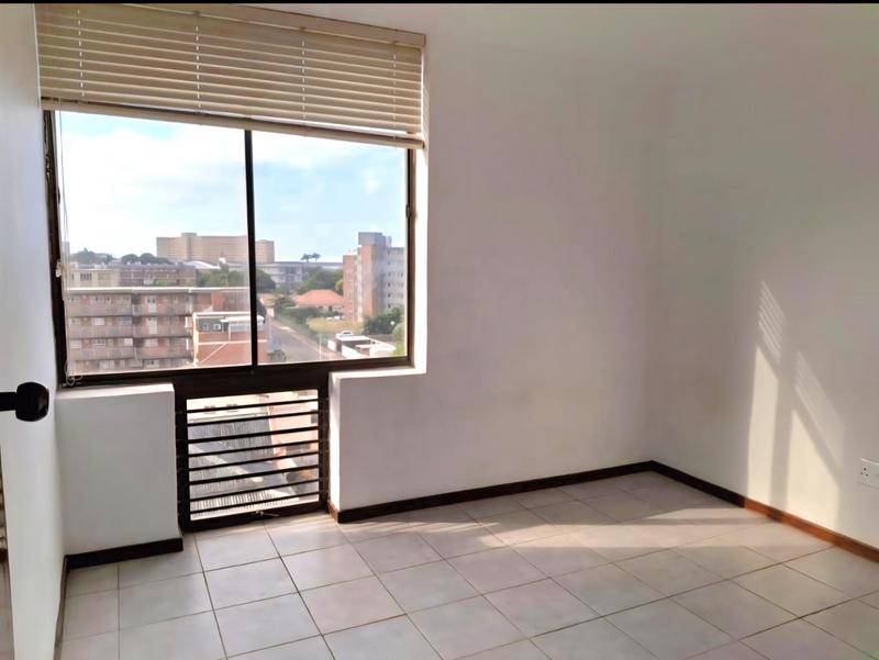 To Let 3 Bedroom Property for Rent in Essenwood KwaZulu-Natal