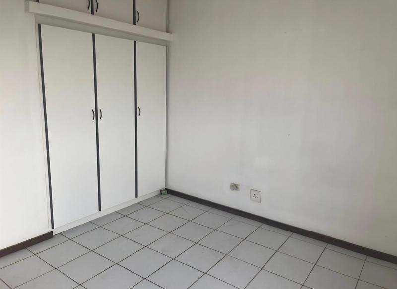 To Let 3 Bedroom Property for Rent in Essenwood KwaZulu-Natal