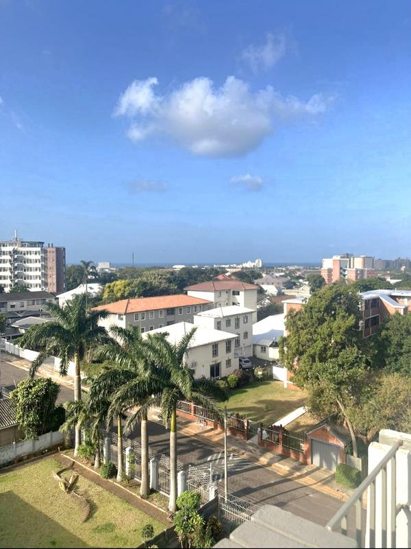 To Let 3 Bedroom Property for Rent in Essenwood KwaZulu-Natal