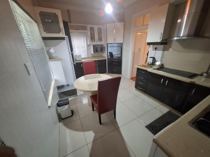 2 Bedroom Property for Sale in Musgrave KwaZulu-Natal