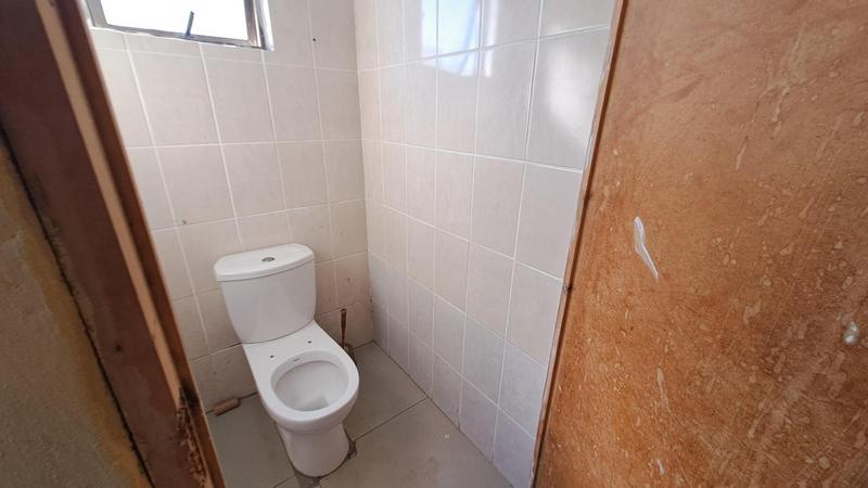 To Let 1 Bedroom Property for Rent in Umlazi KwaZulu-Natal