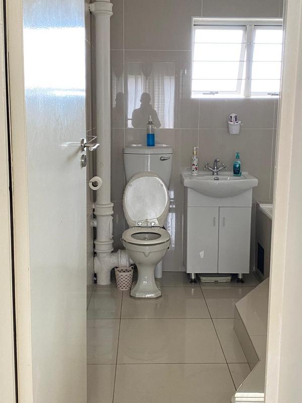 To Let 1 Bedroom Property for Rent in Morningside KwaZulu-Natal