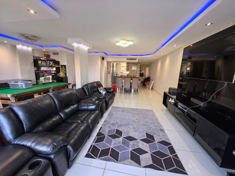 2 Bedroom Property for Sale in Essenwood KwaZulu-Natal