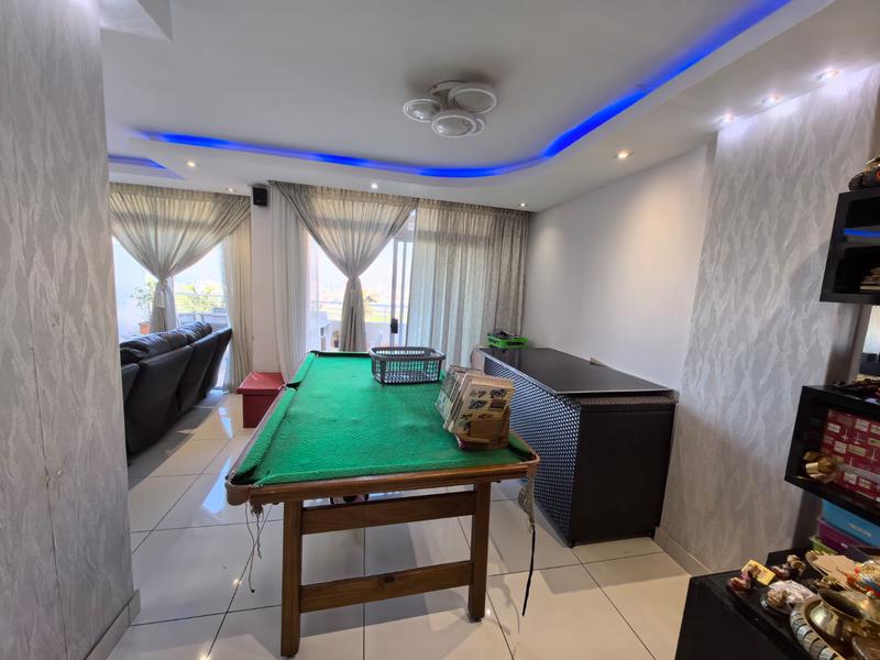 2 Bedroom Property for Sale in Essenwood KwaZulu-Natal