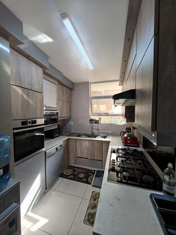 2 Bedroom Property for Sale in Essenwood KwaZulu-Natal