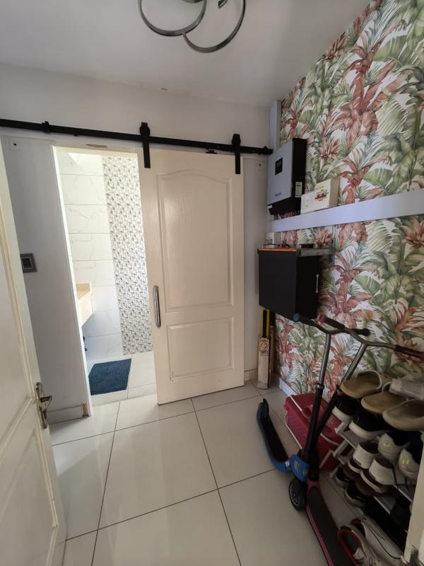 2 Bedroom Property for Sale in Essenwood KwaZulu-Natal