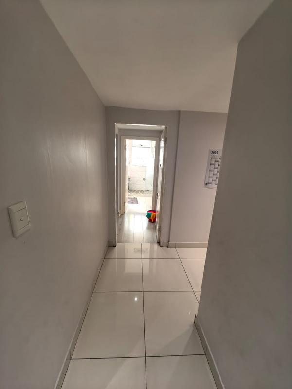 2 Bedroom Property for Sale in Essenwood KwaZulu-Natal