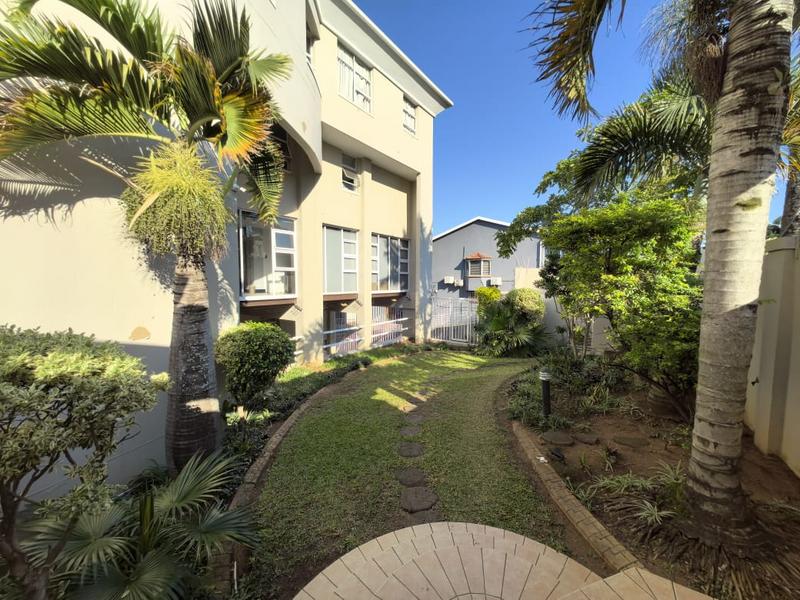 2 Bedroom Property for Sale in Essenwood KwaZulu-Natal