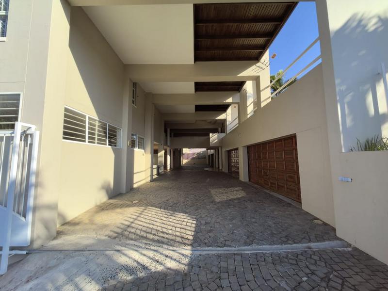 2 Bedroom Property for Sale in Essenwood KwaZulu-Natal