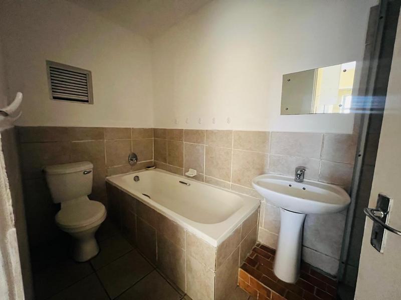 2 Bedroom Property for Sale in Glenmore KwaZulu-Natal