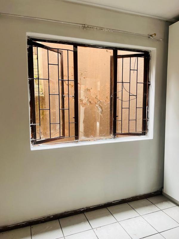 2 Bedroom Property for Sale in Morningside KwaZulu-Natal