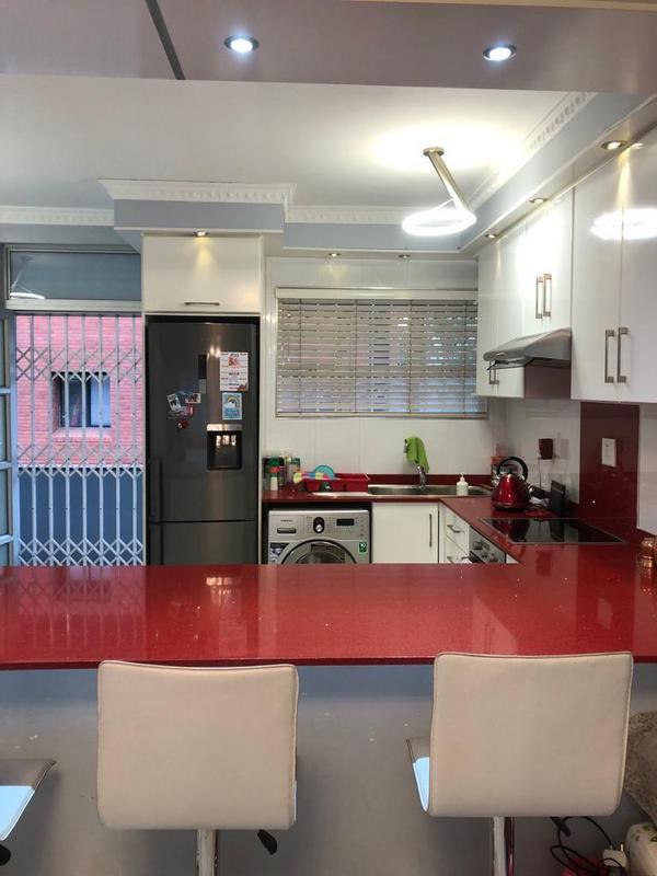 1 Bedroom Property for Sale in Musgrave KwaZulu-Natal