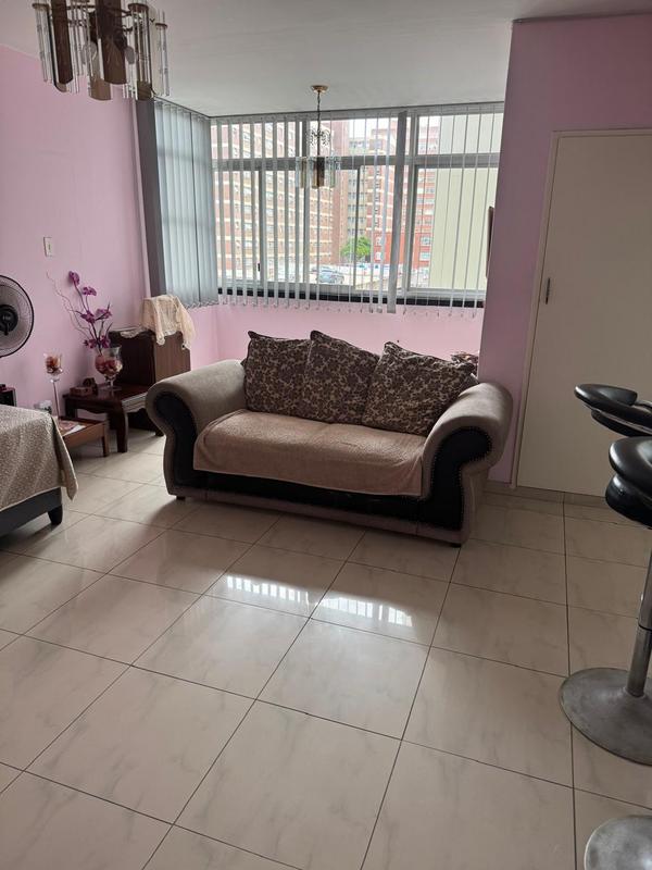 1 Bedroom Property for Sale in Point KwaZulu-Natal