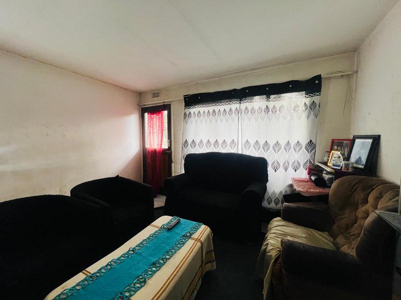 2 Bedroom Property for Sale in Pinetown KwaZulu-Natal