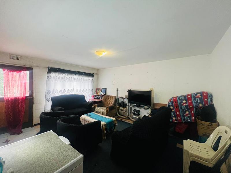 2 Bedroom Property for Sale in Pinetown KwaZulu-Natal