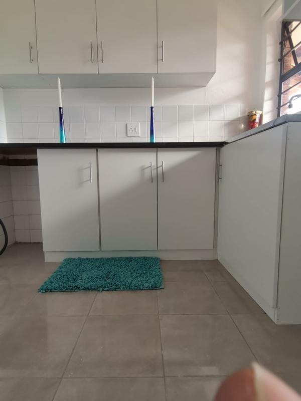 To Let 1 Bedroom Property for Rent in Umkomaas KwaZulu-Natal