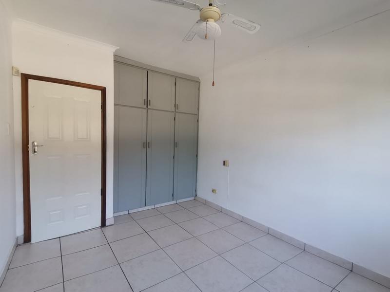 2 Bedroom Property for Sale in Umkomaas KwaZulu-Natal