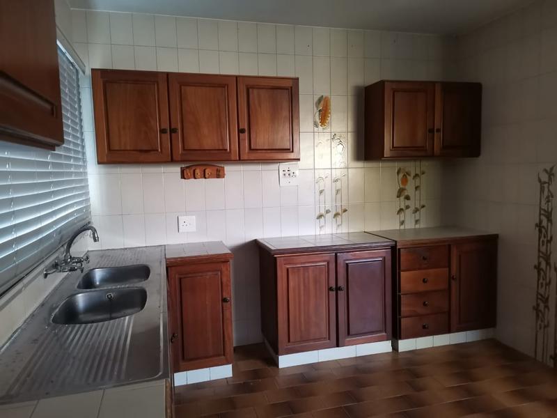 6 Bedroom Property for Sale in Roseneath KwaZulu-Natal