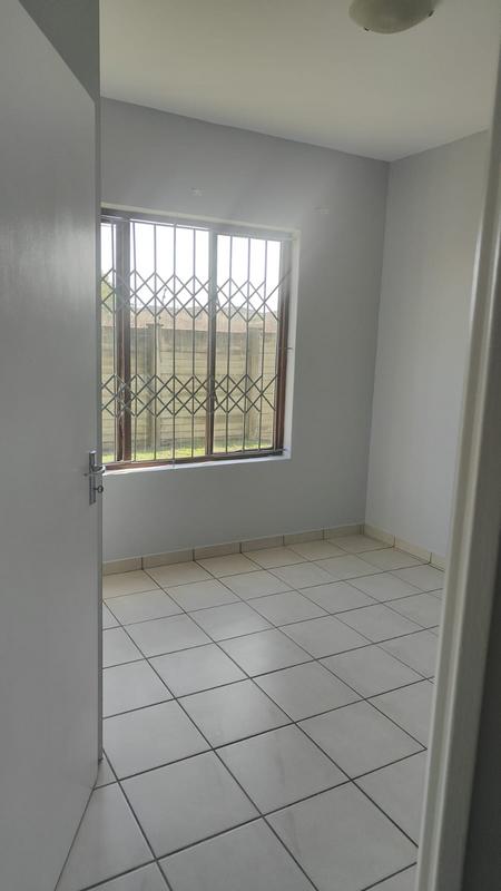 To Let 2 Bedroom Property for Rent in Veld En Vlei KwaZulu-Natal