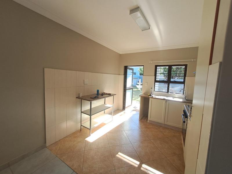 To Let 2 Bedroom Property for Rent in Durban North KwaZulu-Natal