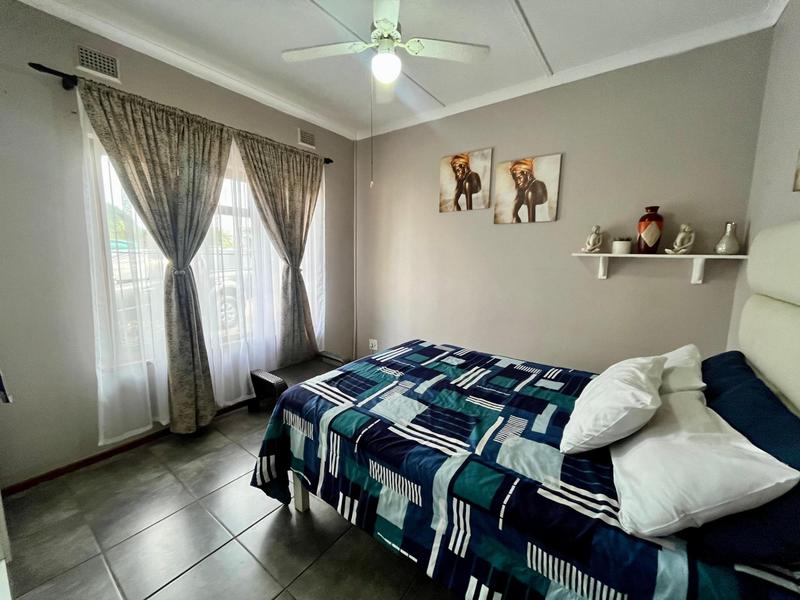 4 Bedroom Property for Sale in Margate KwaZulu-Natal