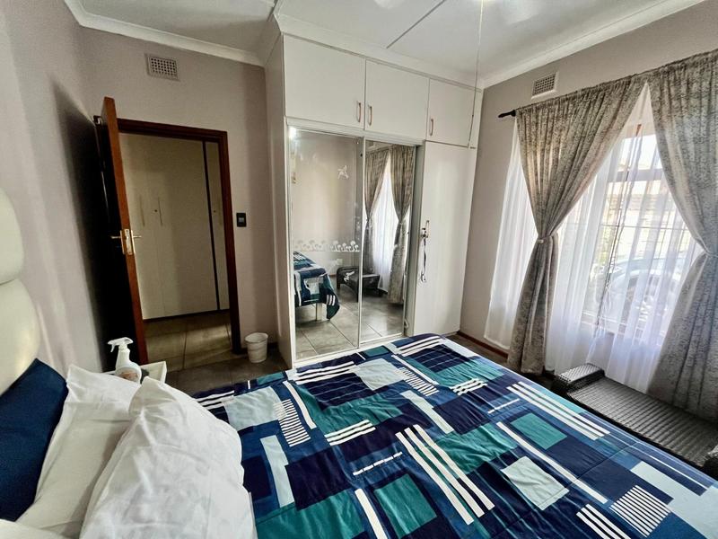 4 Bedroom Property for Sale in Margate KwaZulu-Natal