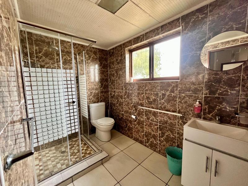 4 Bedroom Property for Sale in Margate KwaZulu-Natal