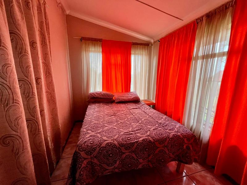 4 Bedroom Property for Sale in Margate KwaZulu-Natal