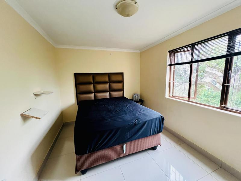 2 Bedroom Property for Sale in Montclair KwaZulu-Natal
