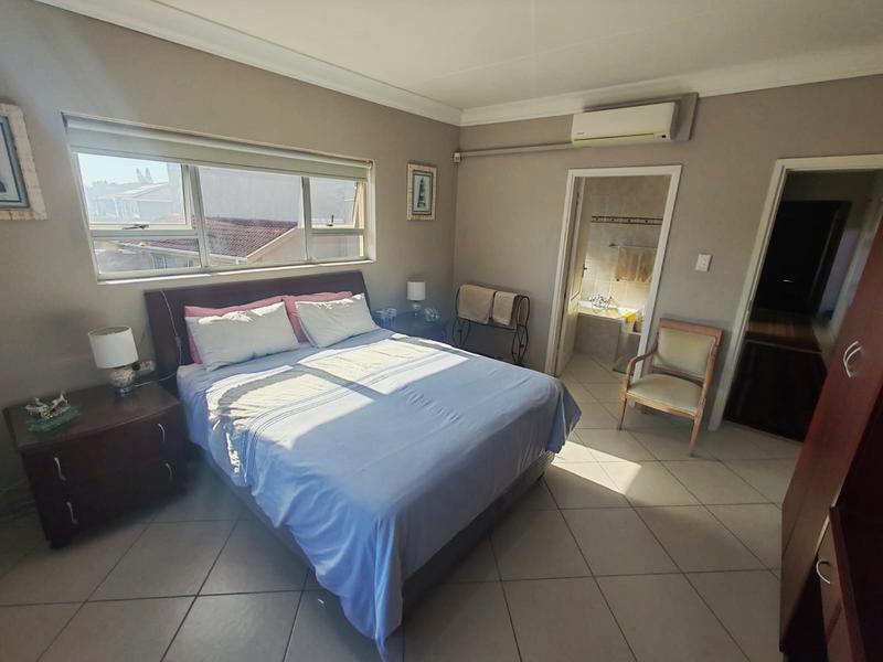 4 Bedroom Property for Sale in Shelly Beach KwaZulu-Natal