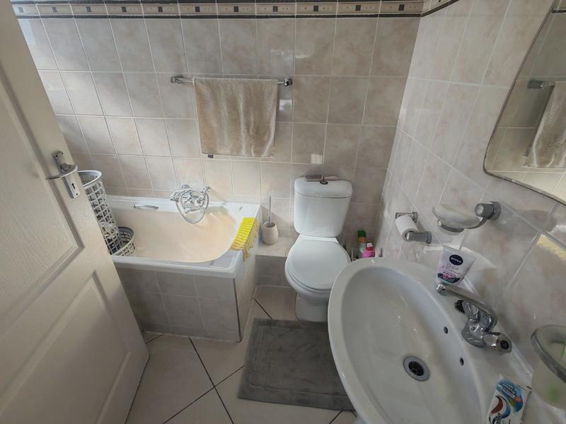 4 Bedroom Property for Sale in Shelly Beach KwaZulu-Natal